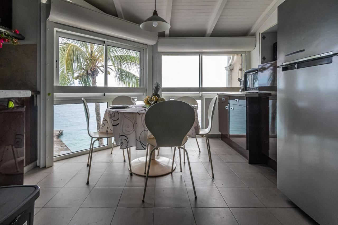 Studio En Duplex , Face A La Mer Le Gosier  Extérieur photo