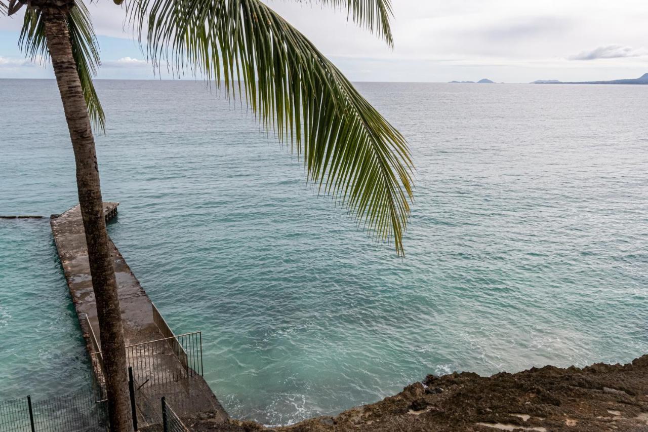 Studio En Duplex , Face A La Mer Le Gosier  Extérieur photo