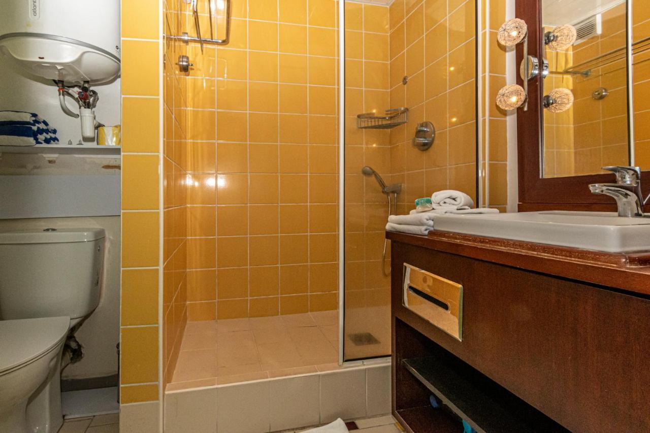 Studio En Duplex , Face A La Mer Le Gosier  Extérieur photo