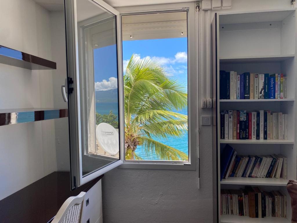 Studio En Duplex , Face A La Mer Le Gosier  Extérieur photo
